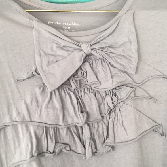 For the Republic Ruffle T-shirt - Picture 2 of 2